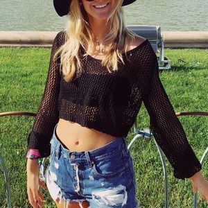 Super down Crochet Top